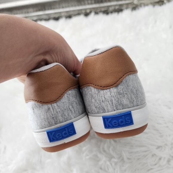 Keds Center III Jersey Lace Up - Women. Grey. Size 6 Wide. New.  The sneaker t - Picture 4 of 6